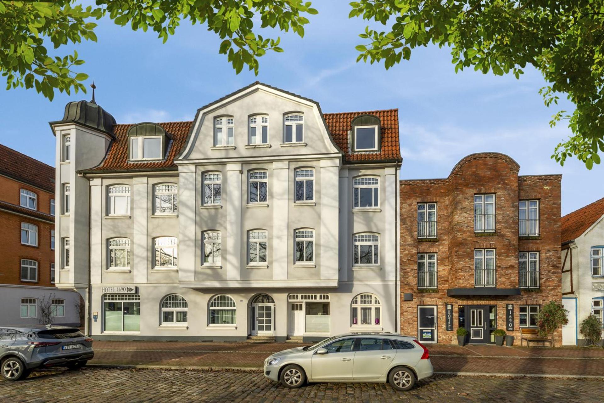 Designhotel 1690 & Apartments Rendsburg Exteriör bild